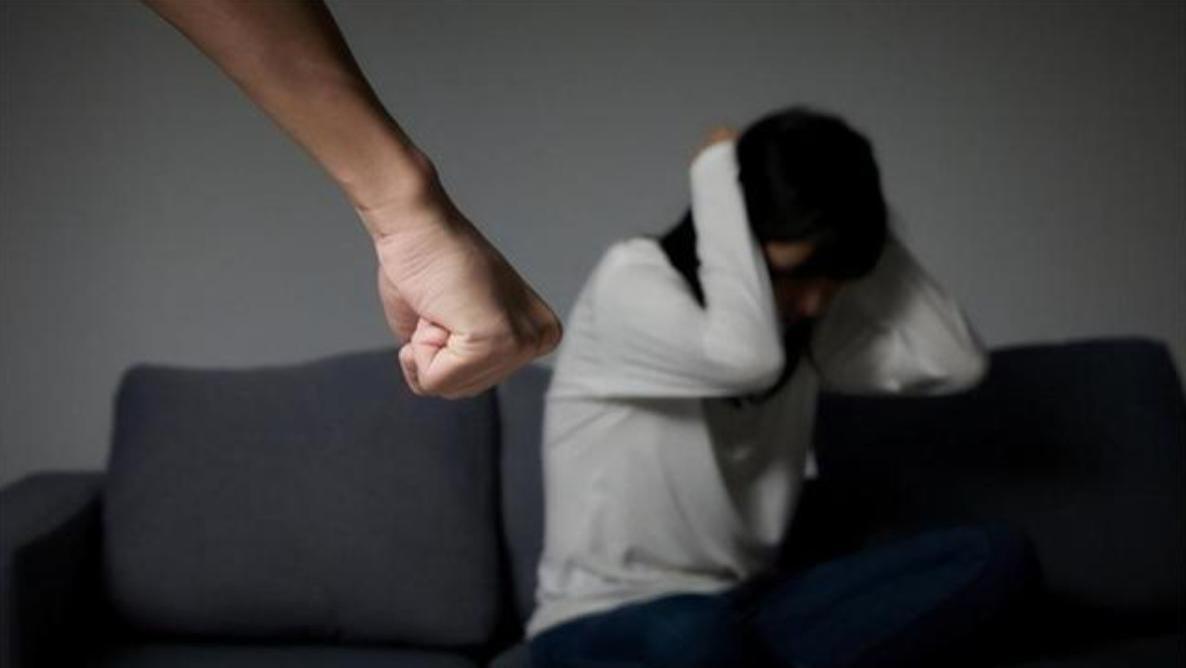 母亲教育9岁女儿，失手将其打死！家庭教育何以成生命悲剧？