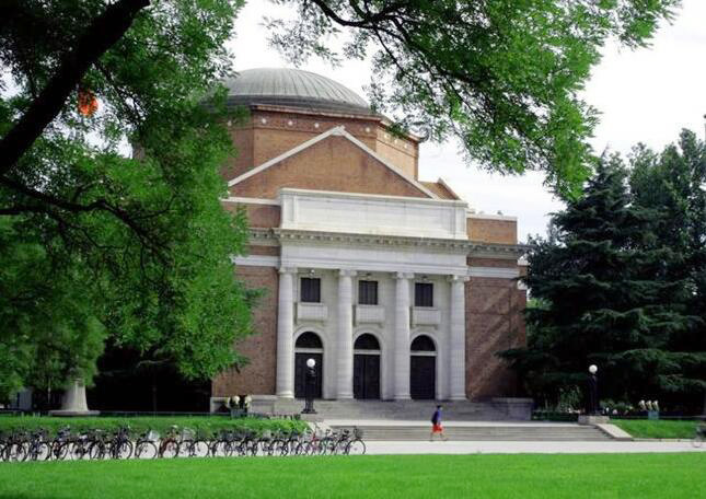 大家可能没有想到，现在的清华大学，70%以上毕业生会进入“公家单位”，吃国家饭。