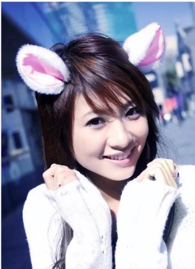 2018年，“上海第一美女”沈丽君抛下5岁儿子和3岁的女儿，从28楼一跃而下，当