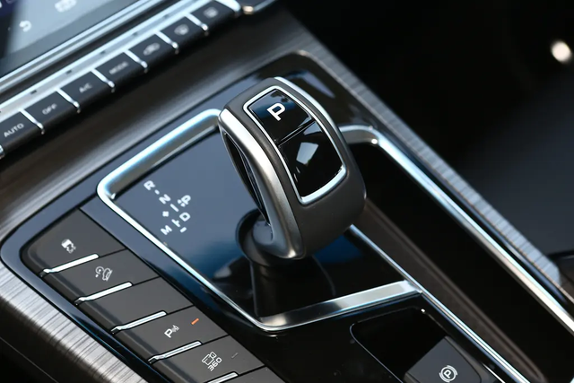 吉利博越为啥要取消手自一体
吉利博越老款都有手自一体，自新款23款之后就取消手自