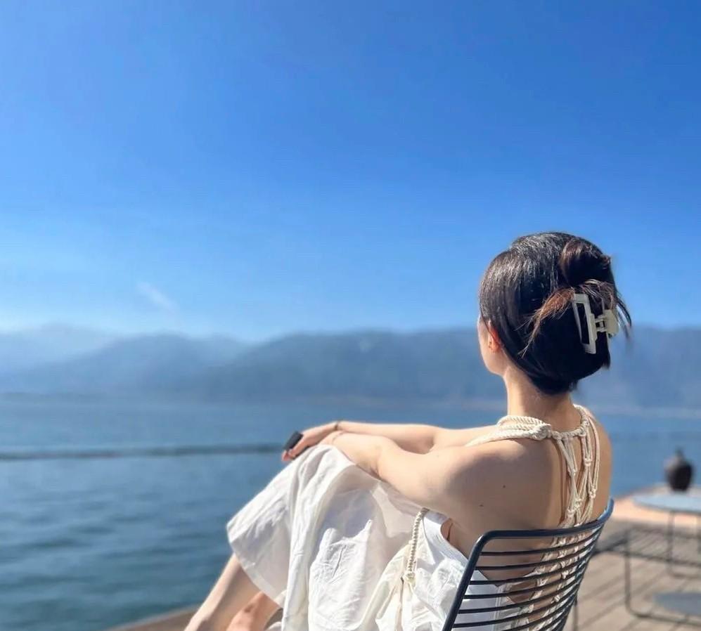 女人最大的心寒是什么？
我舍不得花你的钱，舍不得让你干什么家务，更舍不得让你生气