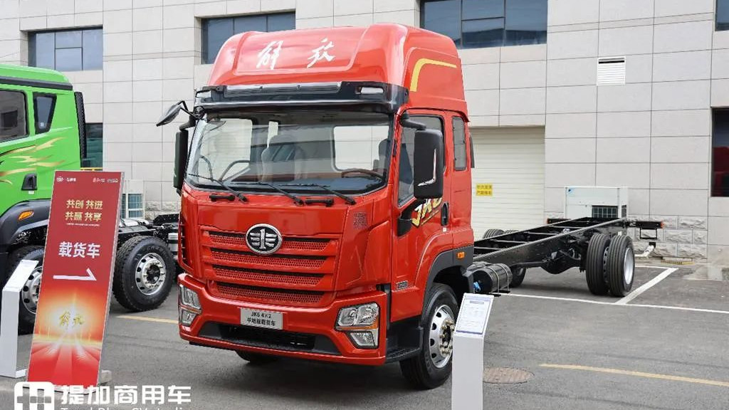 解放JK6迎来平地板车型，除了驾乘体验提升，还有哪些改进？