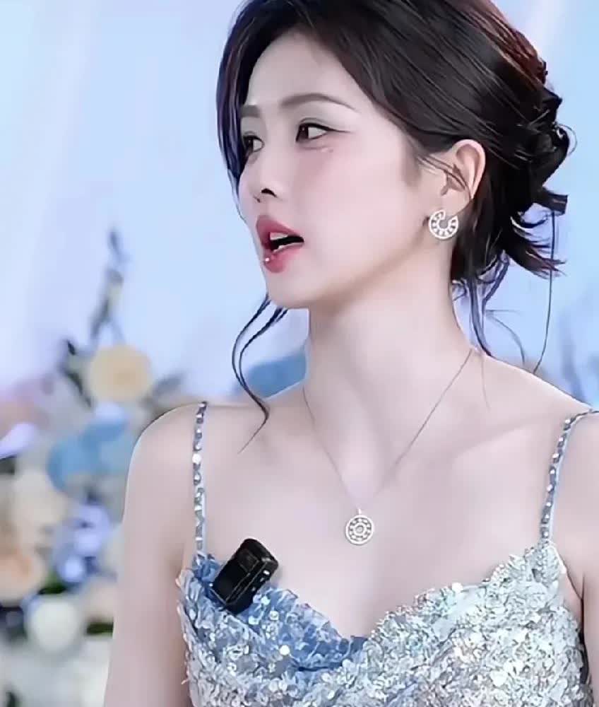 超拼的白鹿，连自己都觉得不可思议！

白鹿：“临江仙是我今年应该最后一步跟大
