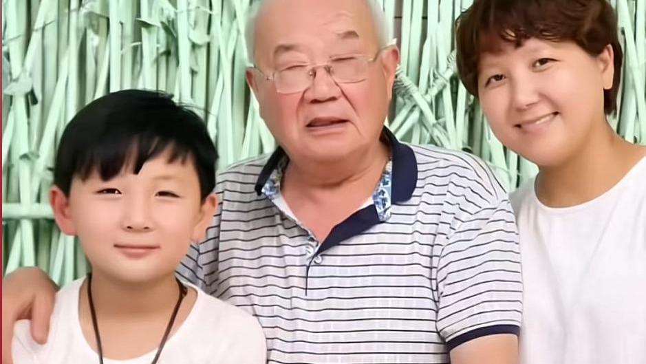 跨越代沟的爱情：一位女工与年长38岁厂长的婚姻实录