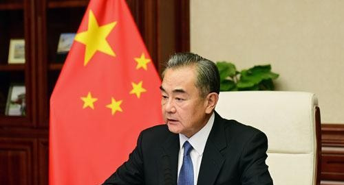 中国站出来反制美国











太让人气愤了！美国仗着自己拳头大，对着