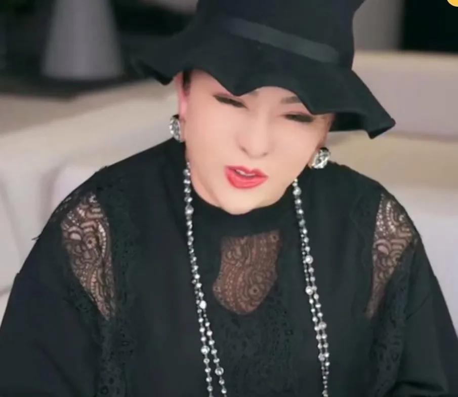 以往提起豪门婆媳，脑海里总是那些剑拔弩张的画面，各种明争暗斗、婆媳不合的戏码层出