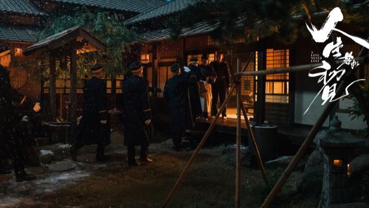 《人生若如初见》空降突围：历史剧的现代性困局