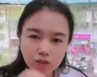 陆配“小微”好样的！抗争到底！
凭一己之力对抗民进党当局，在机场高喊“我没有错”