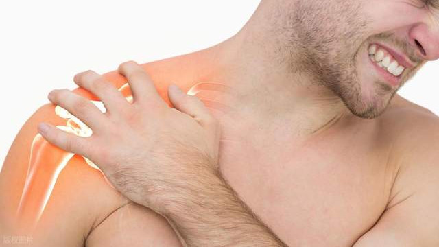 肩痛别再只怪“肩周炎”！更常见的“肩袖损伤”如何辨别？