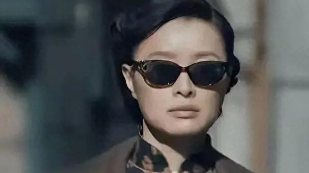 沉默的荣耀：朱枫做梦也想不到，女婿的背刺才是致使她暴露的关键