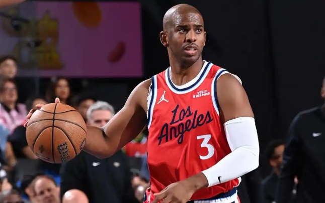 保罗每场搭配一个主攻手指挥交通十分钟还是没问题的, 他球商经验在线也不上头
看了