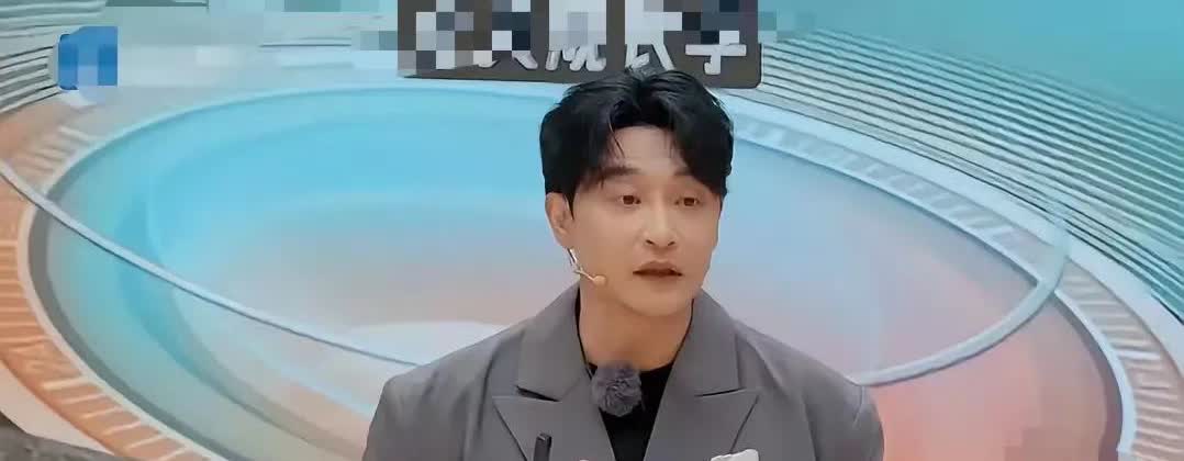 陈志朋去参加了“无限超越班”这个节目。在自我介绍的时候，他提到自己刚出道时是偶像