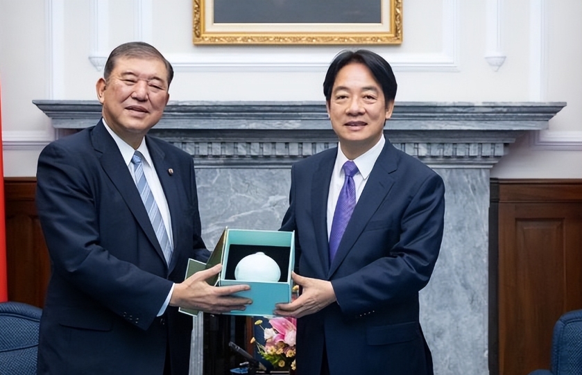 在美方的逼问下，日本针对台海冲突亮明态度，已向在台日企下通告

美国五角大楼刚刚