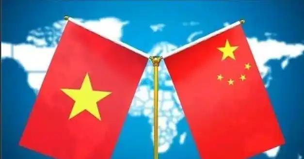 越南的戏是真多！这是摆明了给我们下套！越南刚表态声称，对于在高铁领域与中国开展合