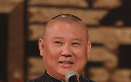 2008年，德云社的创始元老徐德亮大骂郭德纲分红不均：“一场商演，你拿40多万，