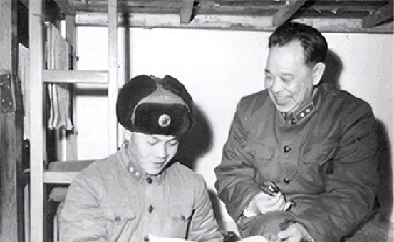 老部下当总政部主任，让他也来工作，婉拒要离休：不愿意坐机关！
“1981年春天，