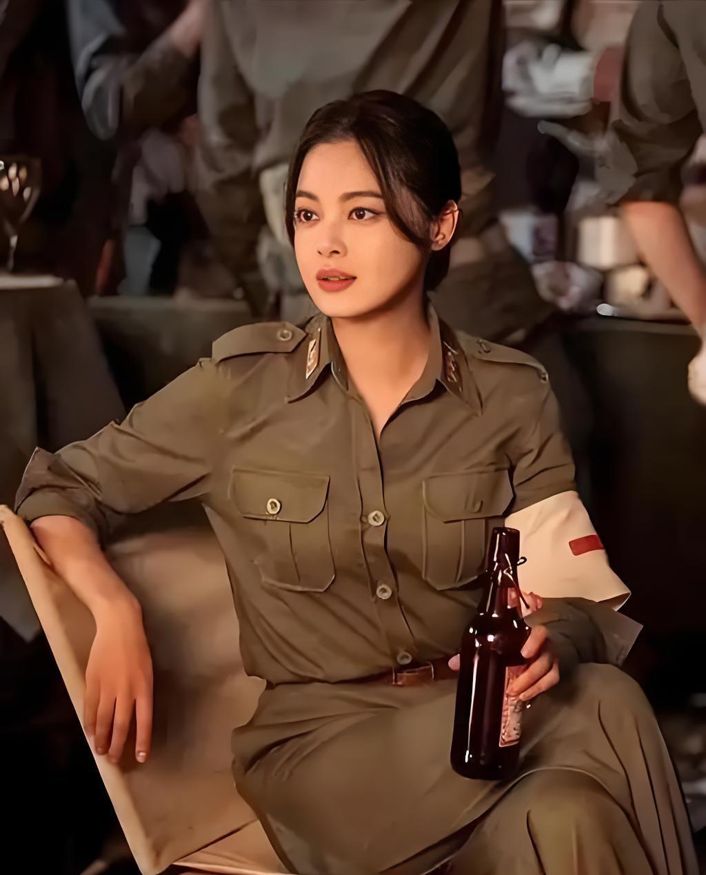 媒体盛赞辛芷蕾：演员最大底气永远是作品。从《繁花》到《日掛中天》，她以演技突破角