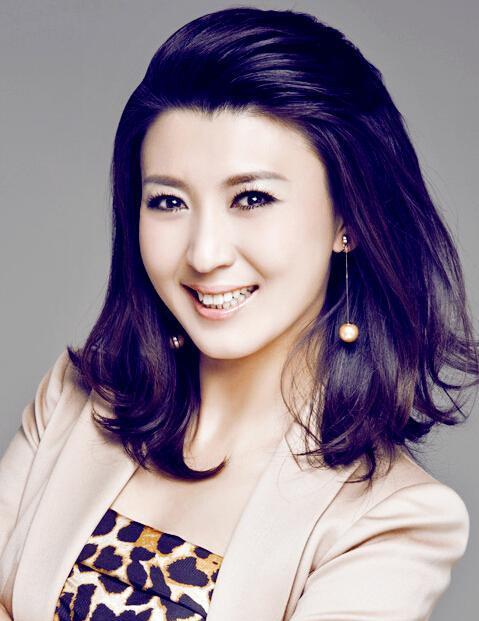 阎学晶的演技到底怎么样？不停地捞金让人生厌！
最近有人在网上讨论阎学晶，觉得她人