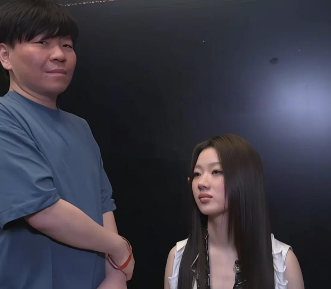 单依纯，你唱法变了，不太好听！常石磊的唱法和编曲和你并没有那么的适配！
《歌手2