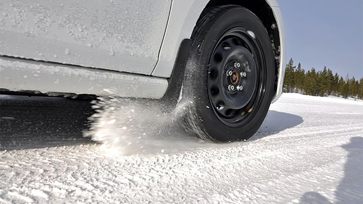 雪地打滑别慌：学会这3招，你也能如履平地！