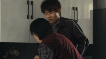 《风中的火焰》：火中取栗