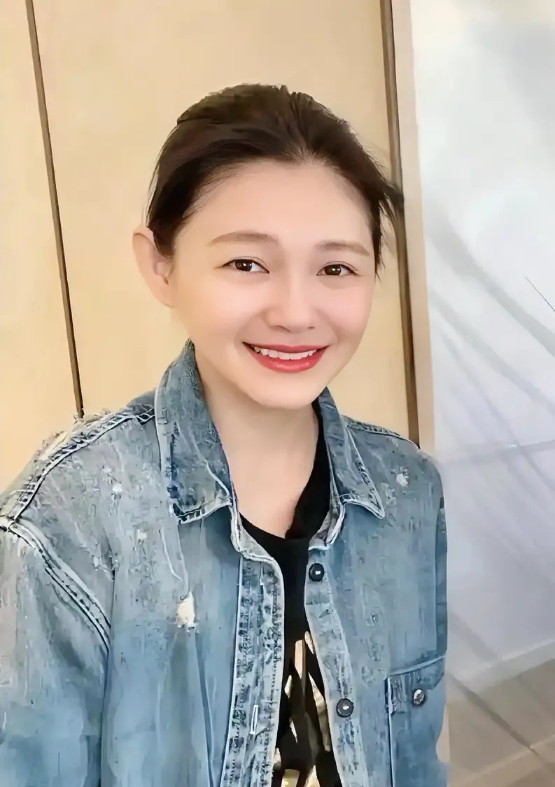 大S离婚原因及再婚











什么？大S居然和汪小菲离婚了！简直不敢