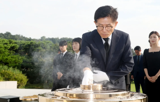 金文洙称：“李在明政权是反美、亲朝、亲中、反日的政权”
 
参加韩国国民力量党党