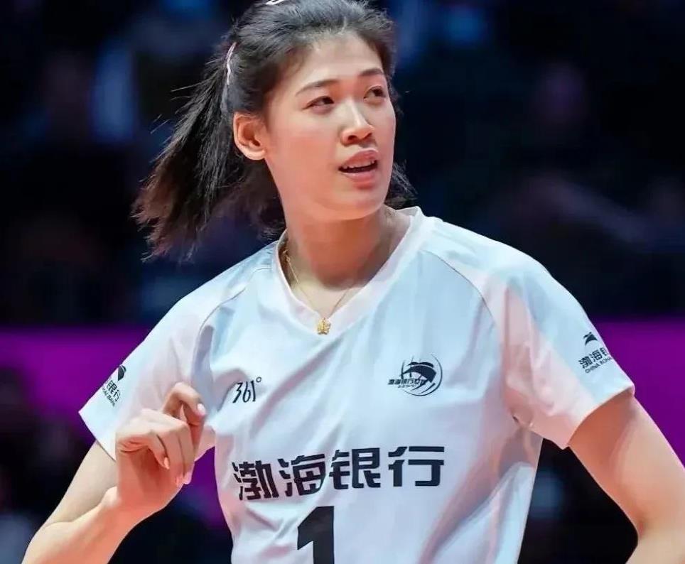 针对“中国女排2号位进攻弱”的2个解决方案：
1，希望李盈莹走出舒适区，在接应位