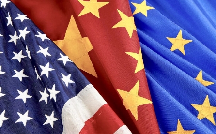 《金融时报》：美国疯疯癫癫，世界格局进一步向中国倾斜
《金融时报》刊登长篇评论文