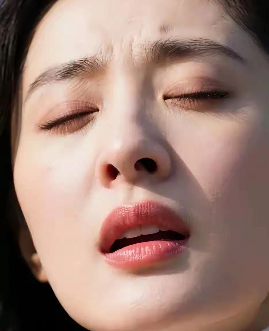 给大家看看今天的 。  02 03 12 13 17 23 25 30 31  
