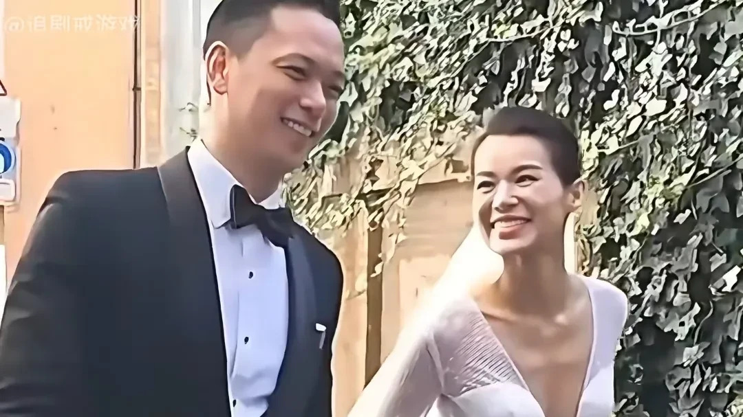 杏儿老公出轨不如找个帅哥











我的天哪！杏儿的老公竟然出轨了！
