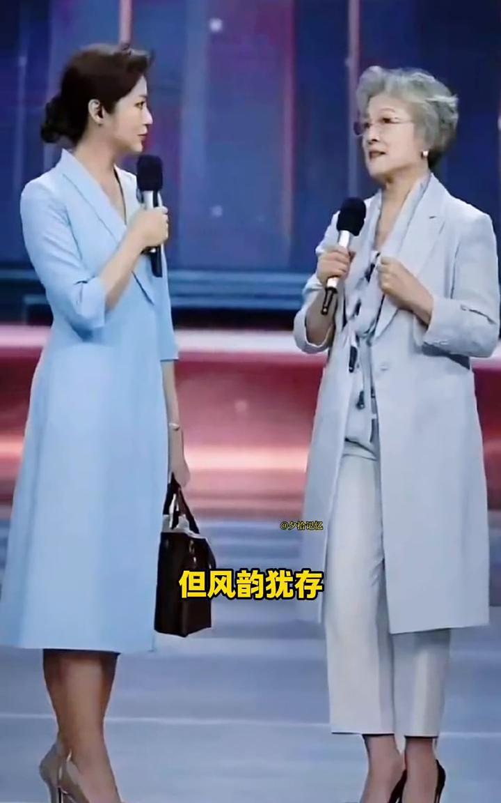 宋春丽有着一流的演技，网友们称她美了一辈子，演了一辈子，红了一辈子，一辈子都是女