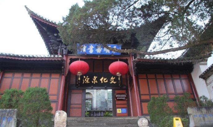 揭秘明朝皇宫禁书：那些天机不能泄露的秘密！
引子：
话说古代皇宫里不仅有金碧辉煌