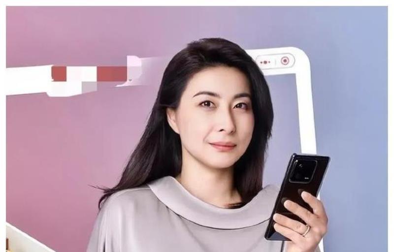 豪门祠堂里藏着比宫斗剧更刺激的现代战争！
挺可悲的，像全红婵夺冠后才有资格进家谱