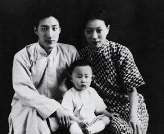 1929年，68岁泰戈尔访华，悄悄住进徐志摩家，夜里执意睡陆小曼床上。徐志摩欣然