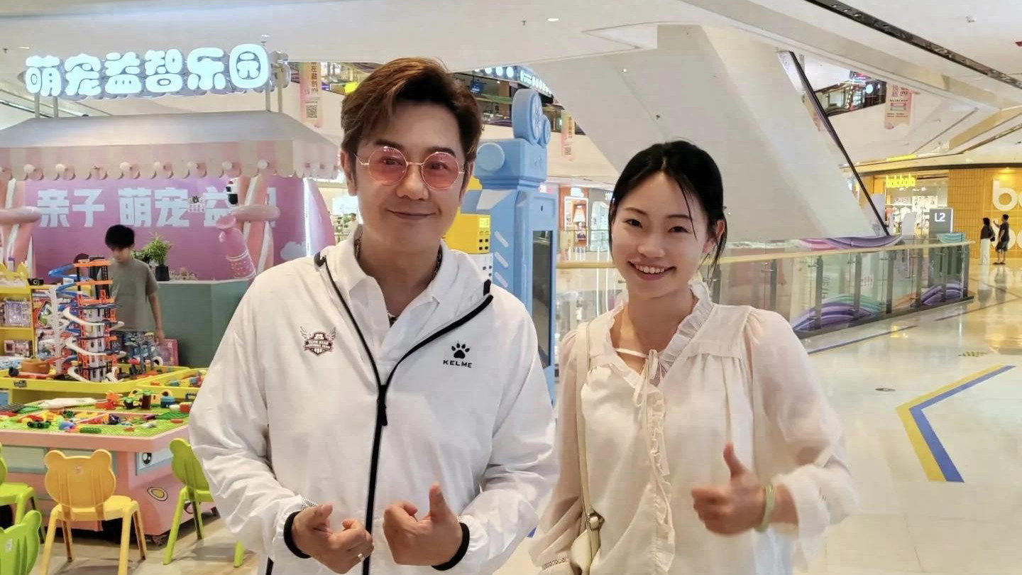 崇左邂逅：陈浩民一家六口的幸福假期，你羡慕吗