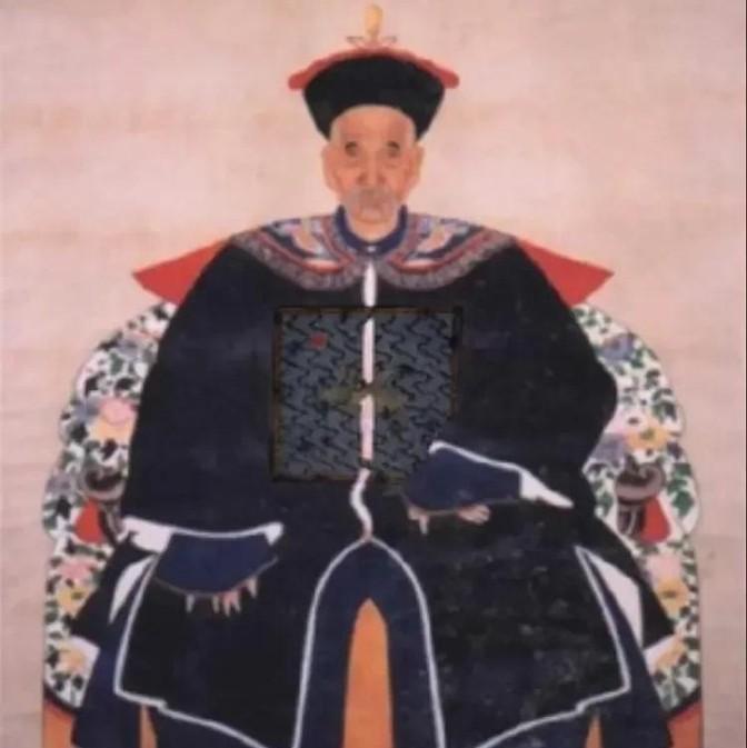 三朝老臣张廷玉晚年实在干不动了，就向乾隆请求退休！
张廷玉，1672年出生在北京