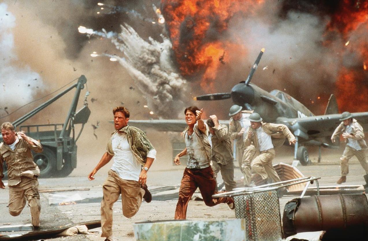 今天电影频道播了美国电影《珍珠港》，可能有点故意的。
   美国今天没有一个人在