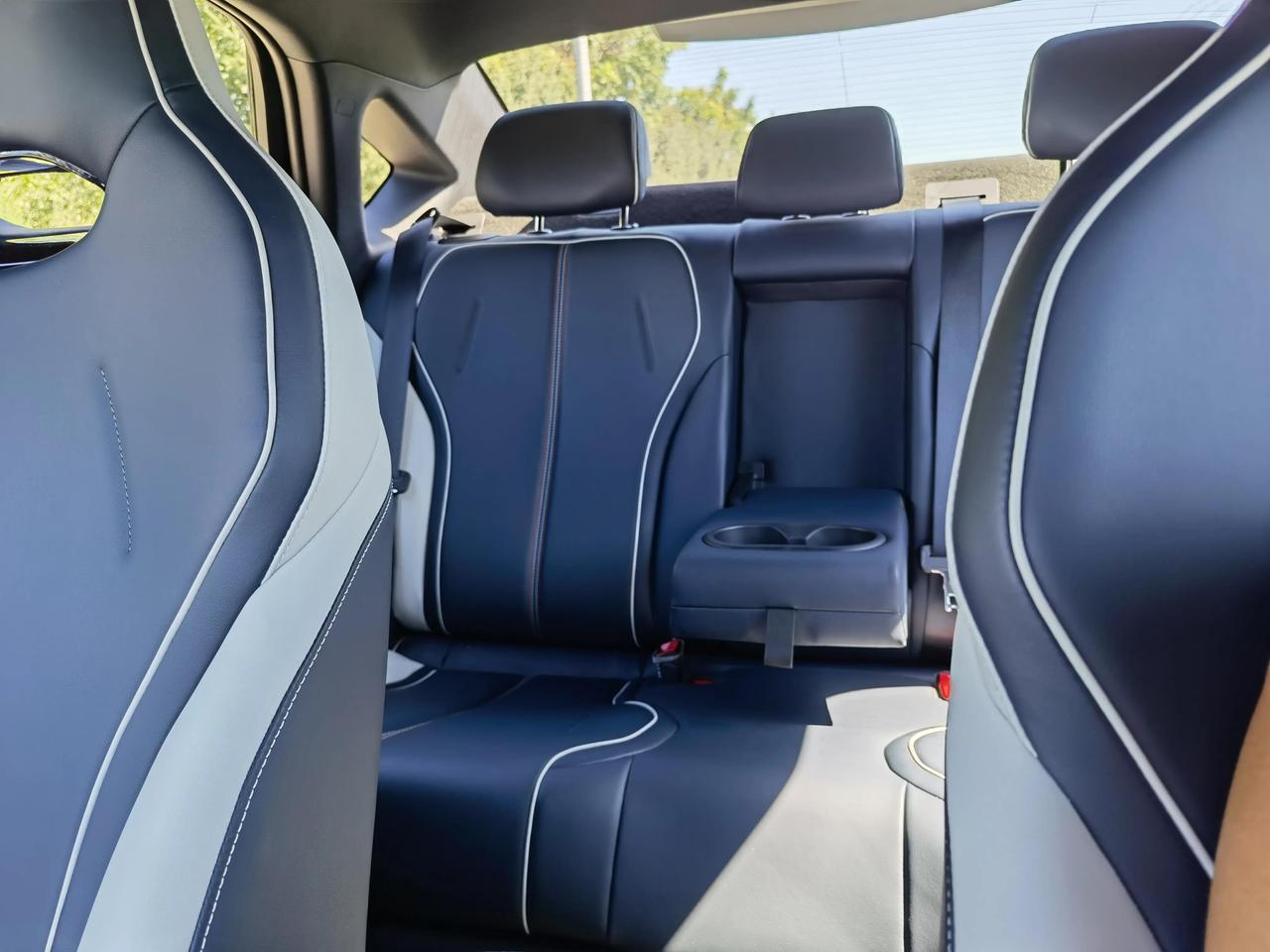 秦plusdmi座椅舒适度实测：优点突出，小瑕疵也有