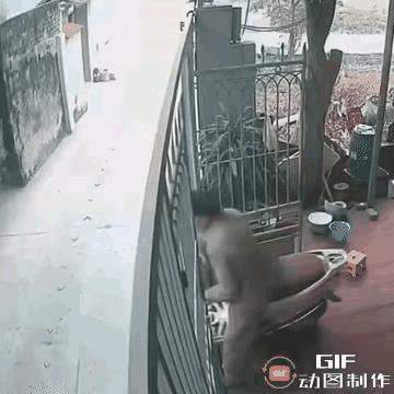 各打50打板，自己修自己车。