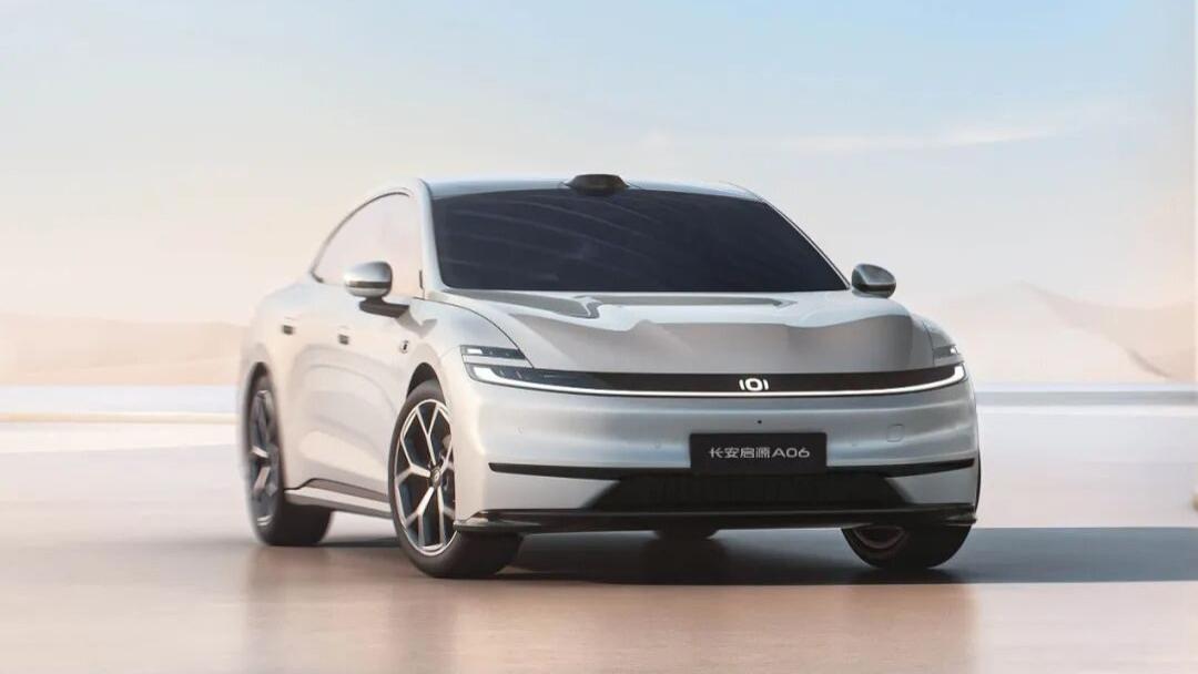 中大型轿车PK：技术派长安启源A06对比舒适派日产N7