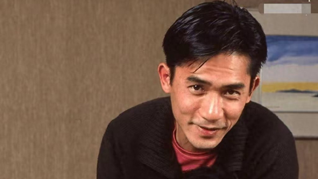 62岁梁朝伟，承认与刘嘉玲分居，隐居日本自由惬意不学日本话
