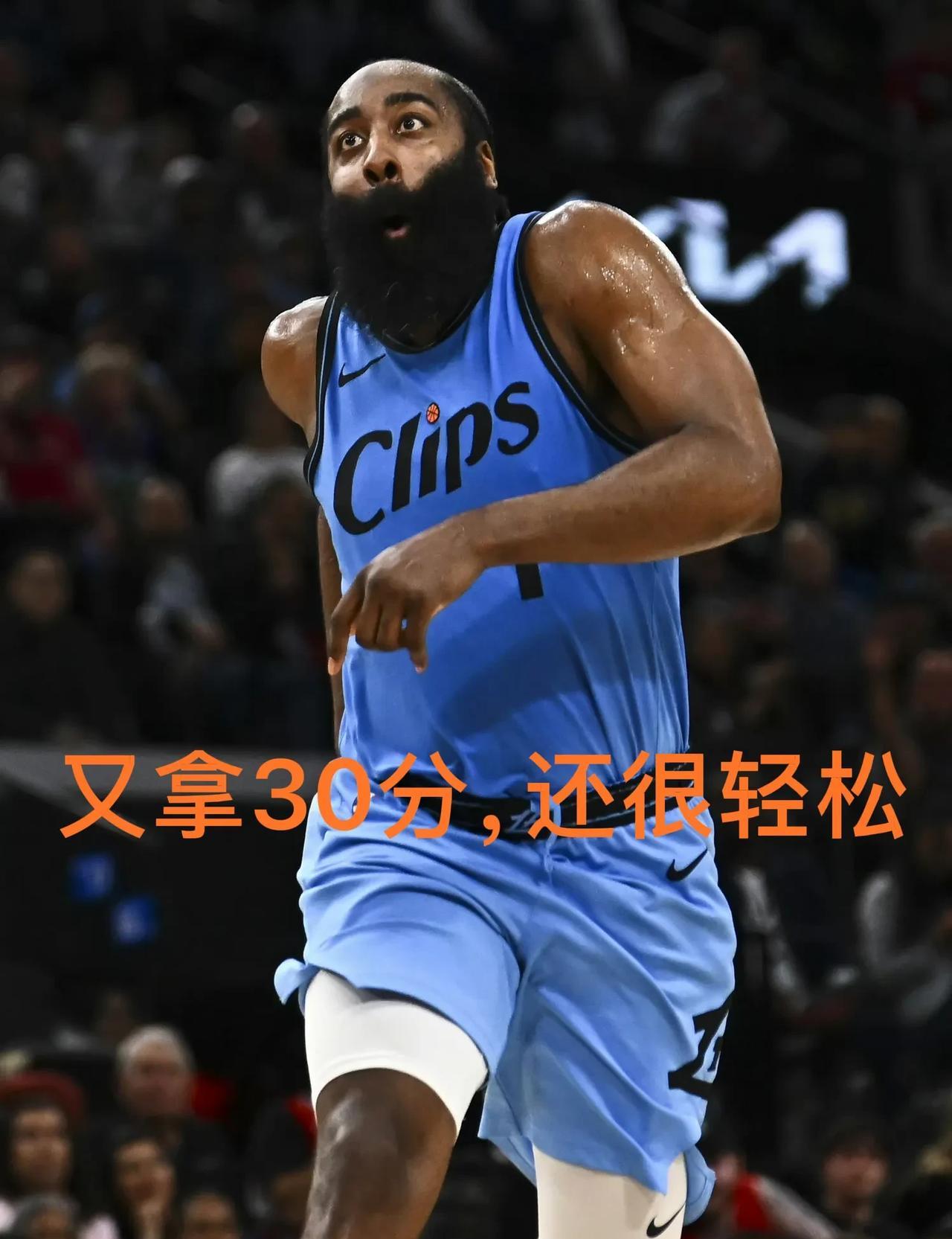 忽然有一个大胆又不成熟的想法：就让快船所有的伤病，由泰伦卢一人承担吧！
首先，是
