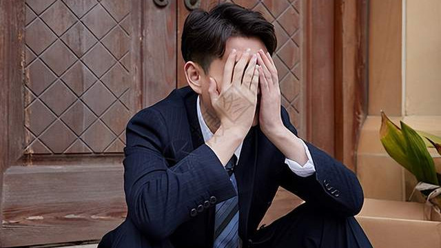 没人会为你的懦弱与自卑，网开一面