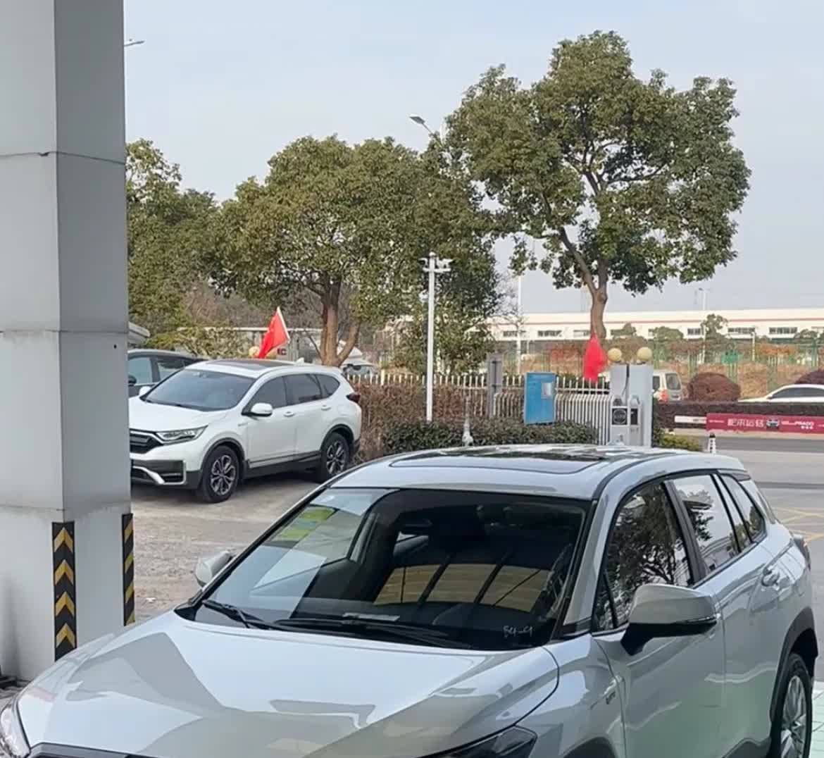 我算是发现了，说电车不好的人基本都是日系车的车主，因为日系车的混动和省油在国产电