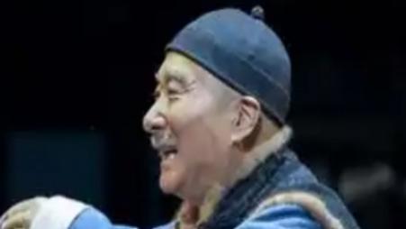 71 岁陈佩斯拍出《戏台》1 亿票房