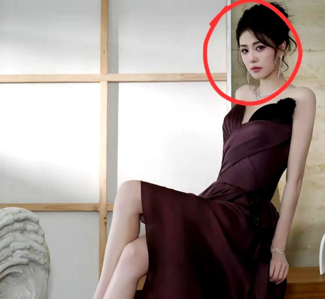 为什么说白鹿是内娱四大普女？
要说内娱“四大普女”，赵露思自己想法太多，虞书欣