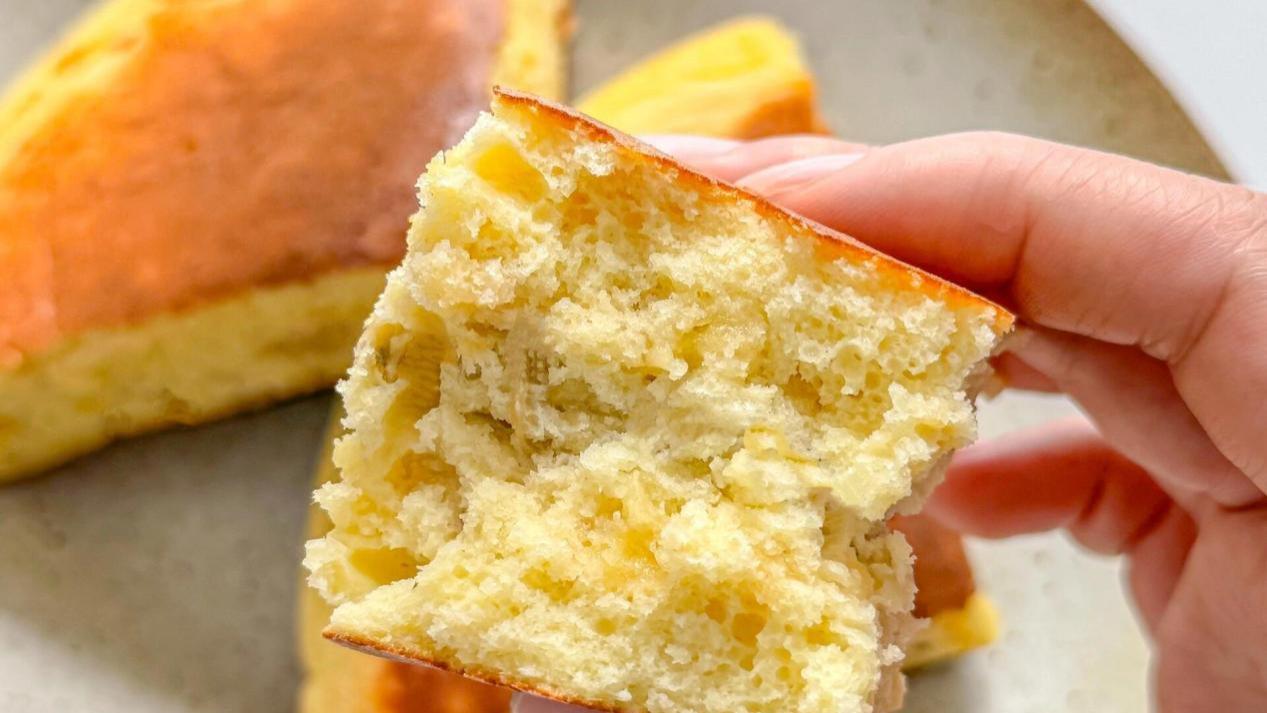 香蕉这做法可火了，饭店一张好几十，在家做不到3块钱，确实香