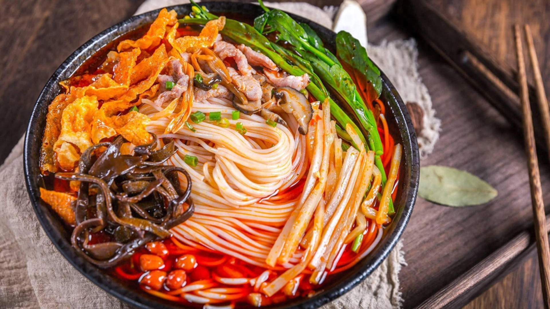 总说广西美食是黑暗料理，实际上好吃到惊艳！色香味该有的全都有