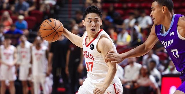 河村勇辉已与芝加哥公牛队达成一份双向合同协议。
这位日本后卫上赛季曾为孟菲斯灰熊